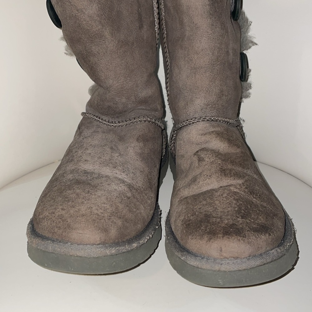 UGG BAILEY BUTTON TRIPLET II BOOT SIZE WOMENS 8 - image 7